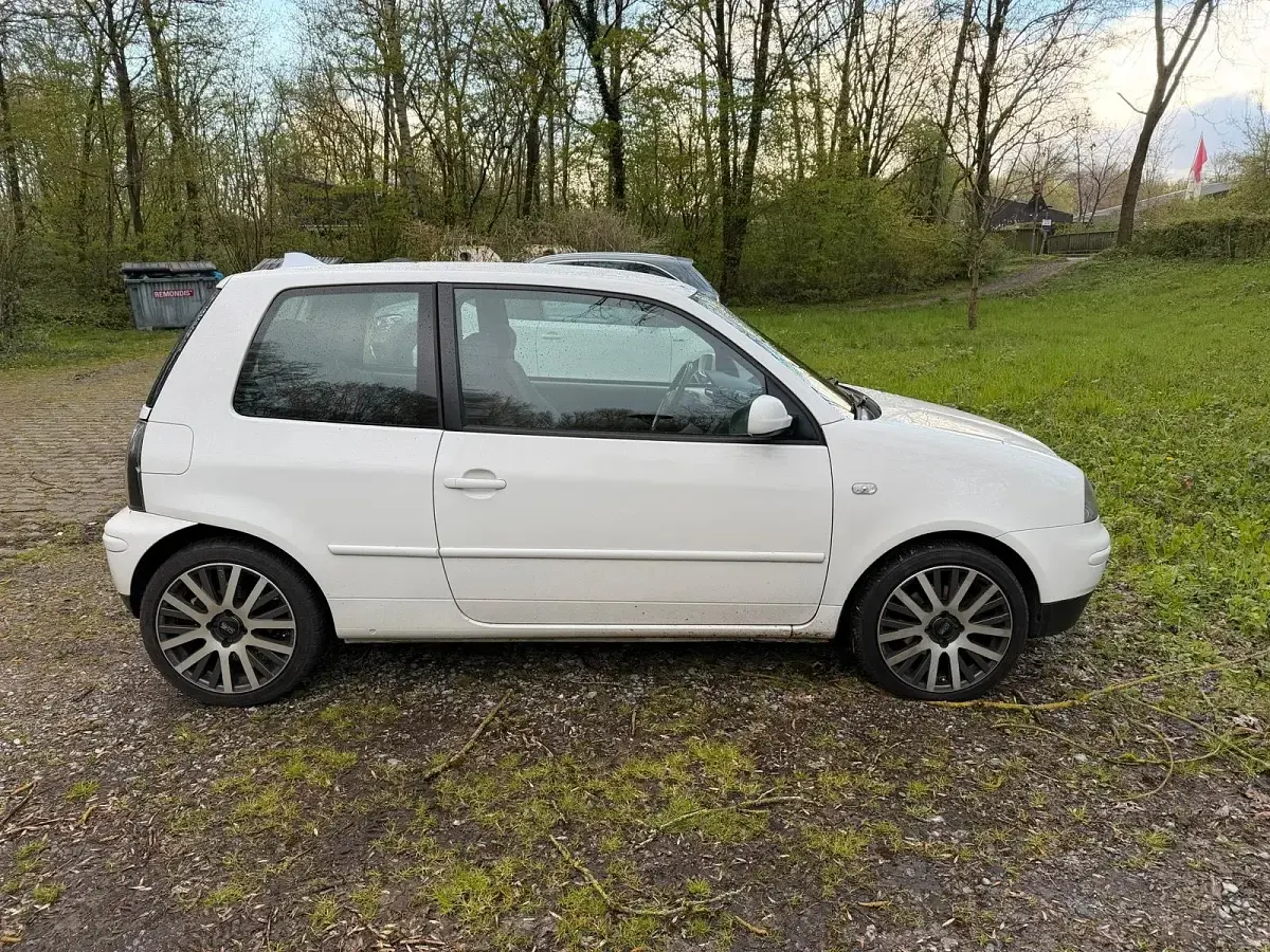 Gebraucht Seat Arosa 101 PS (74 kW) 2003 Weiß Kleinwagen
