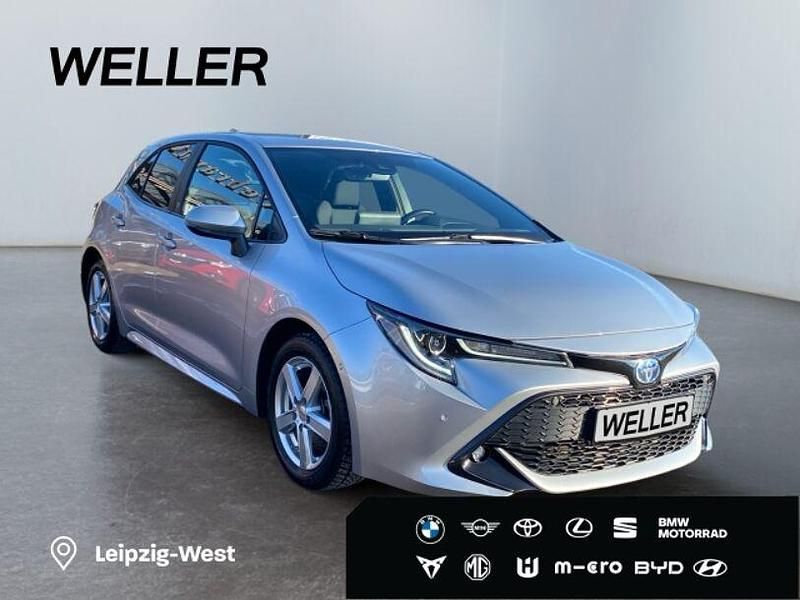 Gebraucht Toyota Corolla Team 140 PS (102 kW) 2023 Silber Limousine