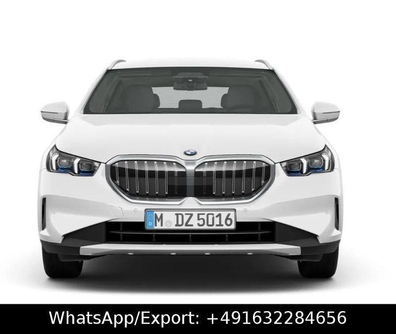 Neu BMW 520 Sport Line 197 PS (144 kW) 2025 Alpinweiß uni Kombi