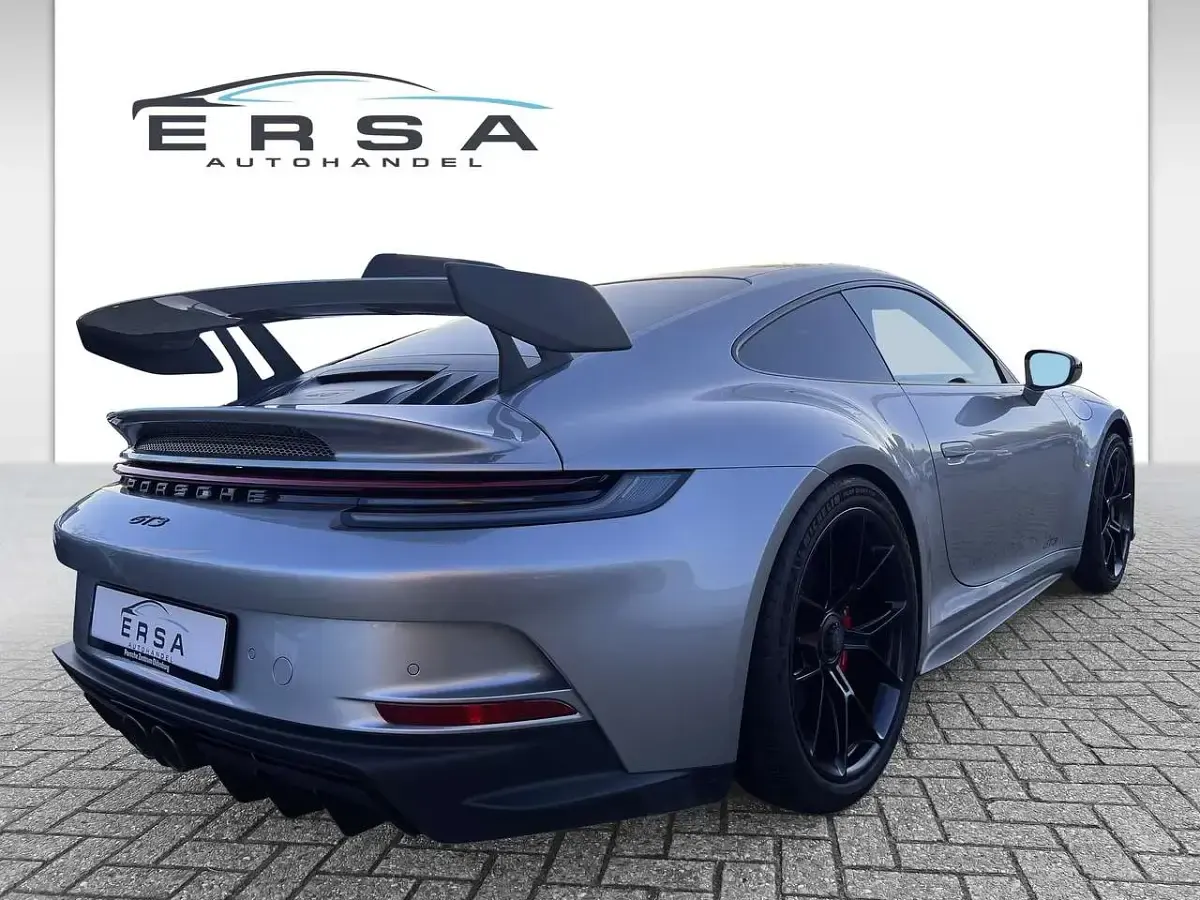 Gebraucht Porsche 911 GT3 Chrono 510 PS (375 kW) 2022 Gt silbermetallic Coupé
