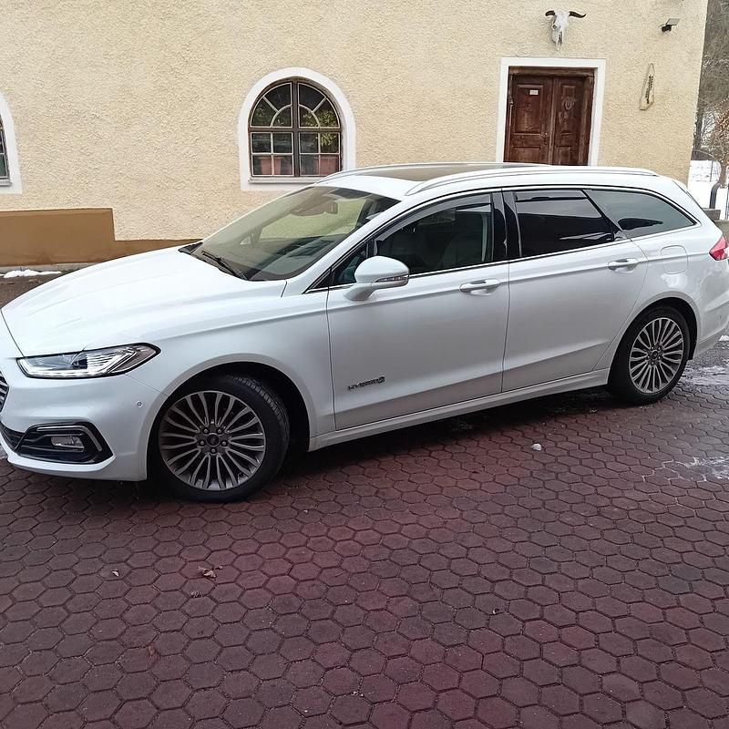 Gebraucht Ford Mondeo 188 PS (138 kW) 2019 Weiß Kombi