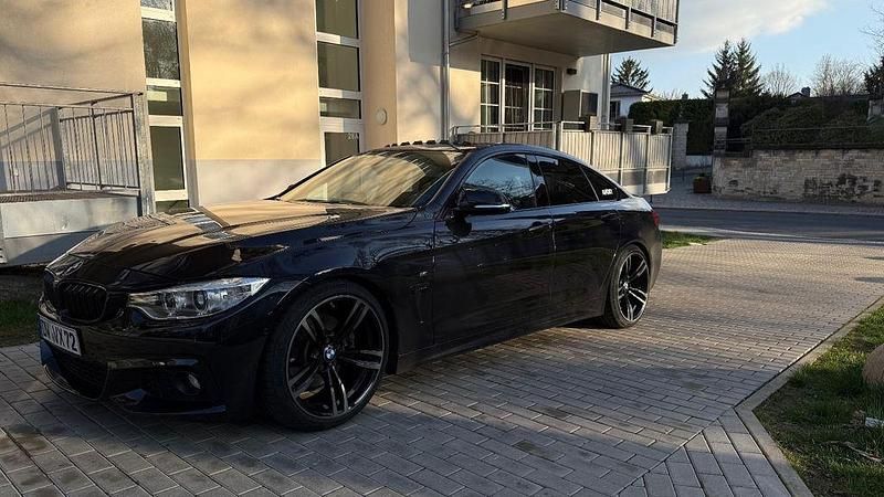 Blau Gebraucht 2016 BMW 430 Gran Coupé M Sport Coupé | 21.200 € (Guter Preis) - Bild 1/4