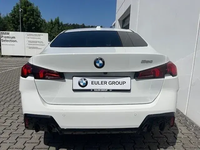 Gebraucht BMW 220 M Sport 170 PS (125 kW) 2025 Weiss Coupé