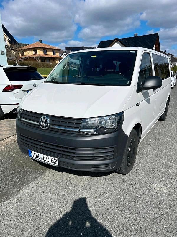 Gebraucht VW Transporter 150 PS (110 kW) 2019 Weiß Van
