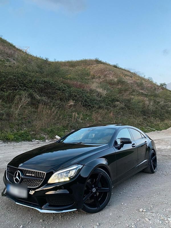 Schwarz Gebraucht 2012 Mercedes 350 AMG Limousine | 15.500 € (Fairer Preis) - Bild 1/4