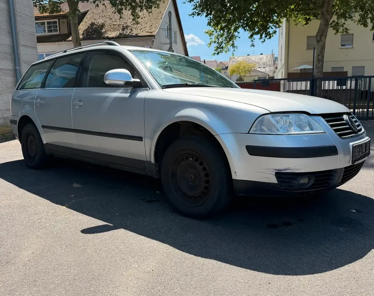 Gebraucht VW Passat 131 PS (96 kW) 2005 Silber Kombi
