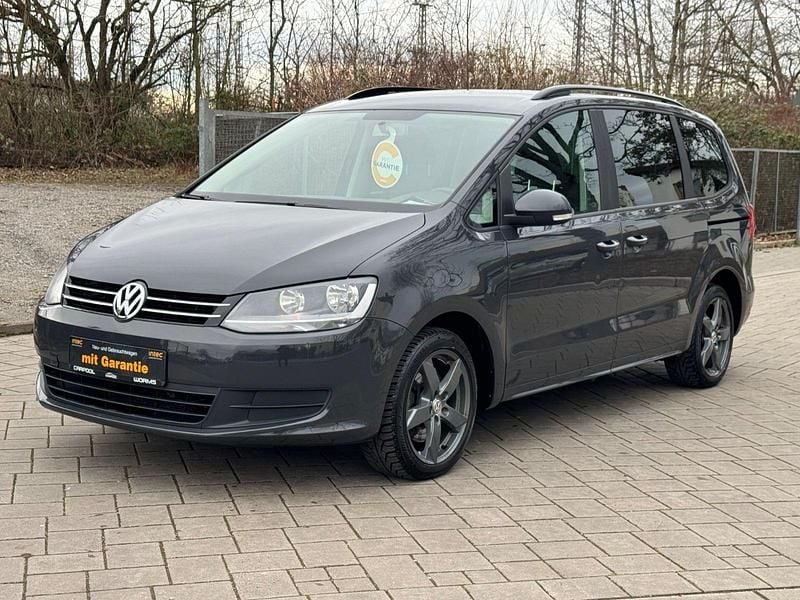 Gebraucht VW Sharan Trendline 150 PS (110 kW) 2012 Grau Van / Kleinbus
