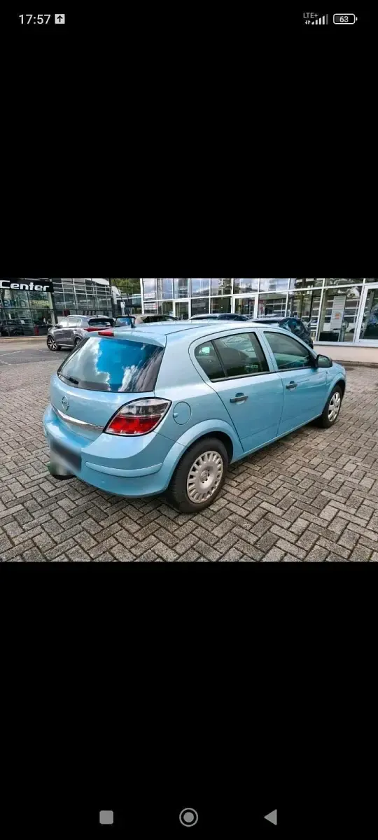 Używany Opel Astra 90 KM (66 kW) 2009 Niebieski Coupe