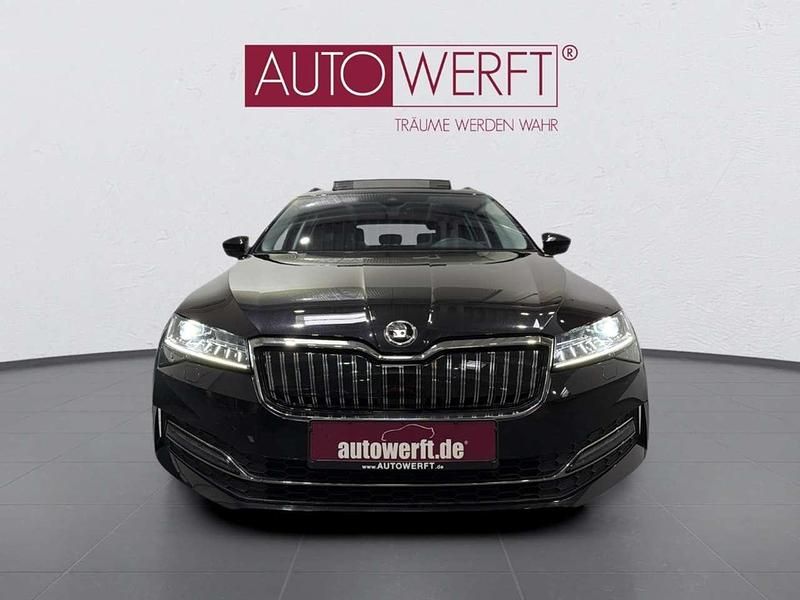 Gebraucht Skoda Superb Style 218 PS (160 kW) 2021 Schwarz Kombi