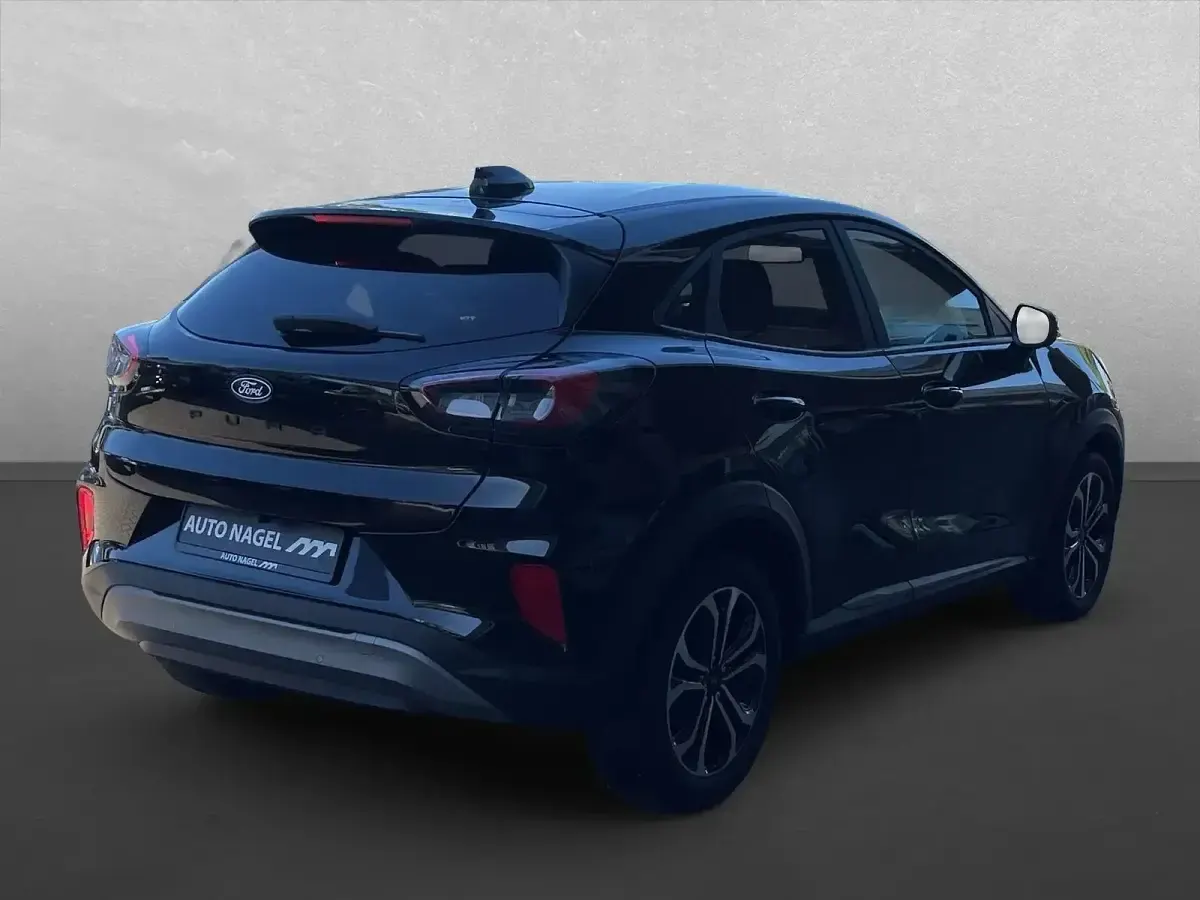 Second-hand Ford Puma Titanium 125 CP (91 kW) 2024 Negru SUV