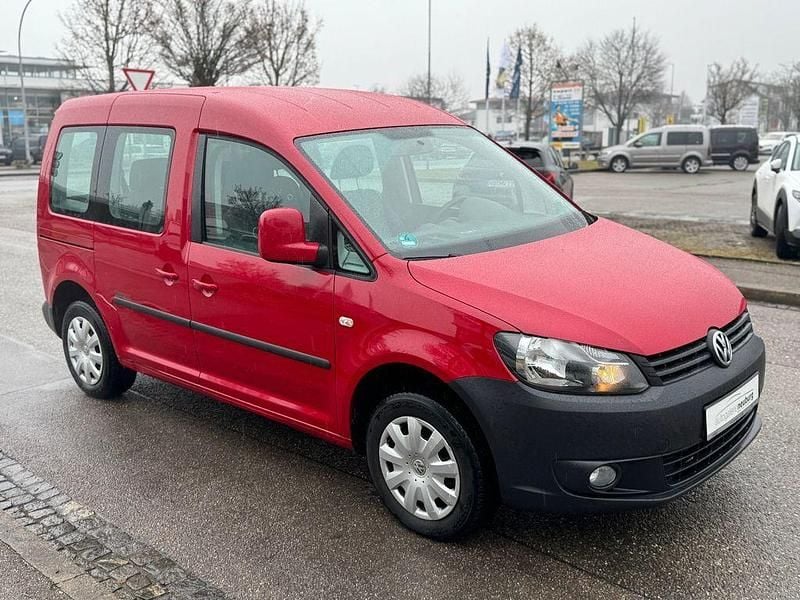 Gebraucht VW Caddy Trendline 109 PS (80 kW) 2011 Rot Van / Kleinbus