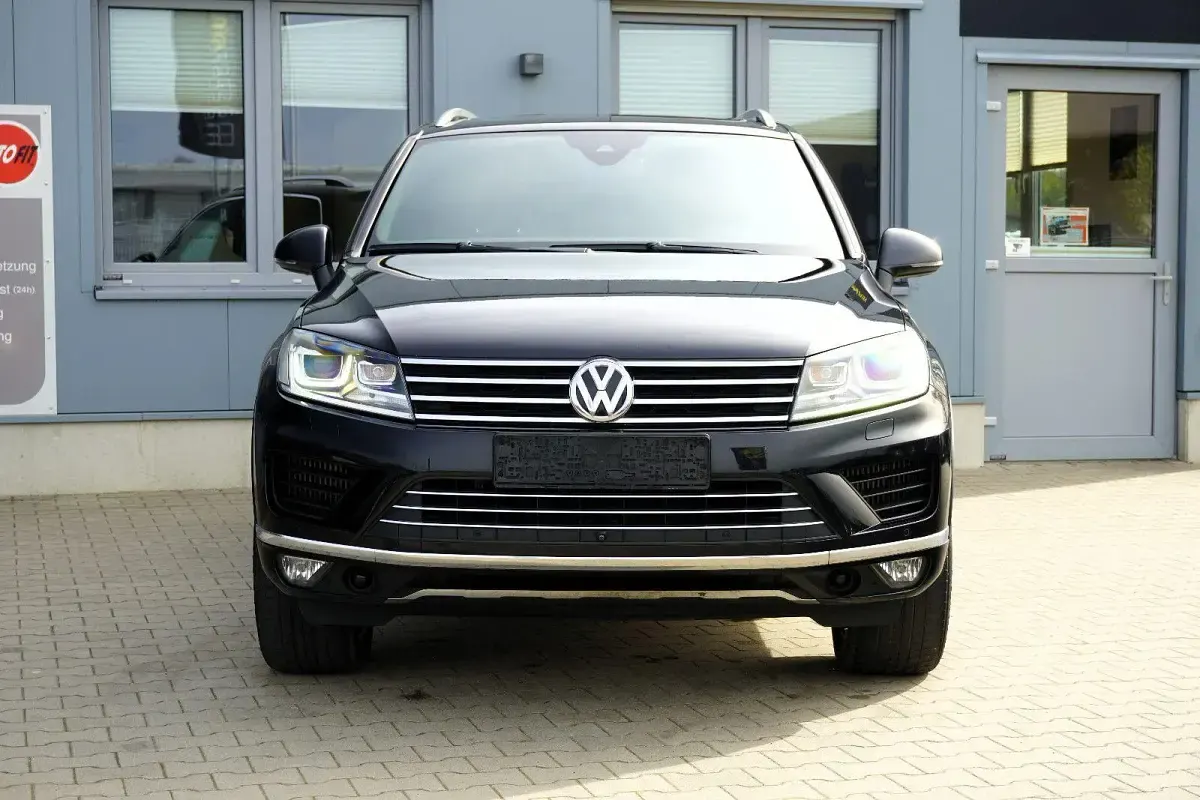 Gebraucht VW Touareg Exclusive 340 PS (250 kW) 2015 Schwarz SUV