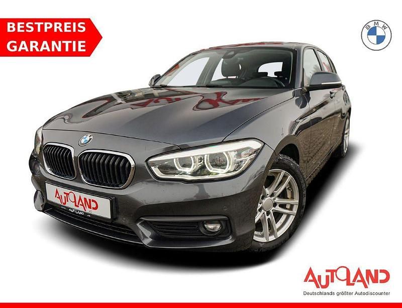 Grau Gebraucht 2018 BMW 118 Advantage Kleinwagen | 14.990 € (Etwas zu teuer) - Bild 1/4