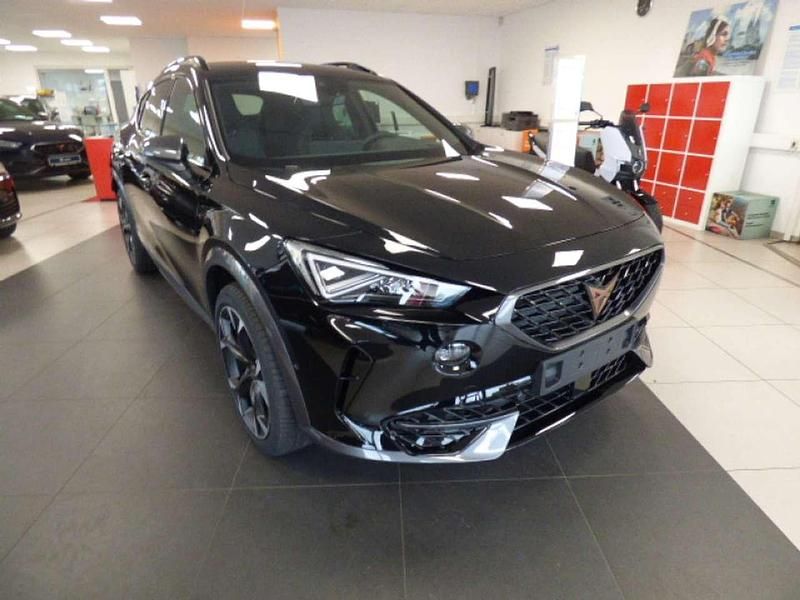 Midnight schwarz Gebraucht 2024 Cupra Formentor SUV | 39.900 € (Teuer) - Bild 1/4