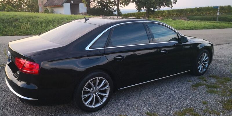 Gebraucht Audi A8L 371 PS (272 kW) 2011 Schwarz Limousine