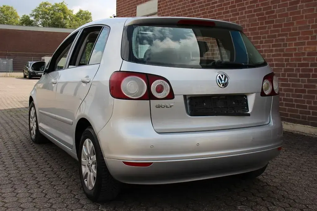 Gebraucht VW Golf Plus Cross 116 PS (85 kW) 2005 Silber Van / Kleinbus