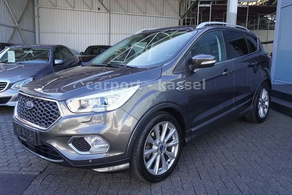 Gebraucht Ford Kuga Vignale 175 PS (128 kW) 2018 Grau SUV