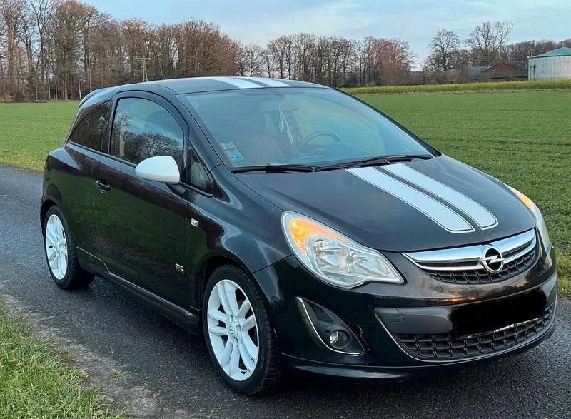 Second-hand Opel Corsa OPC 80 CP (58 kW) 2012 Negru Hatchback