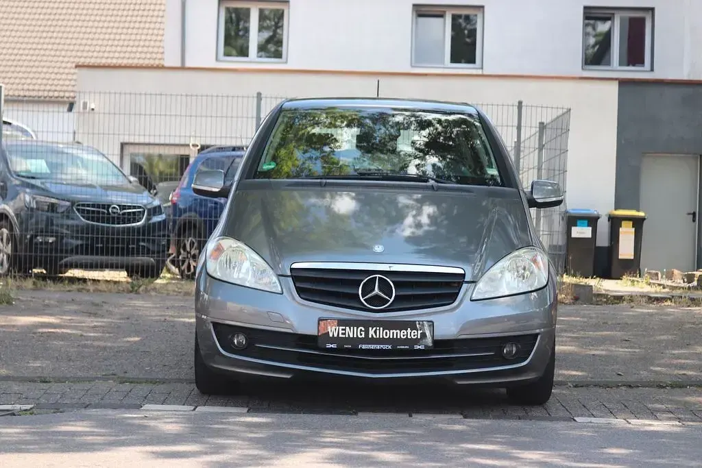 Gebraucht Mercedes A160 95 PS (69 kW) 2010 Grau Van / Kleinbus