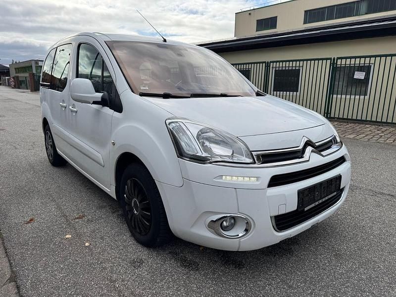 Gebraucht Citroën Berlingo 92 PS (67 kW) 2013 Weiß Van / Kleinbus