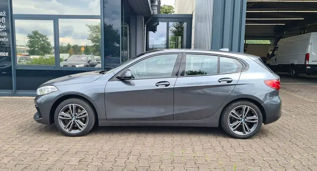 Gebraucht BMW 116 Sport Line 116 PS (85 kW) 2020 Mineralgrau Kleinwagen