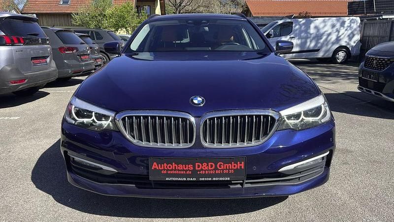 Gebraucht BMW 520 190 PS (139 kW) 2018 Blau Kombi