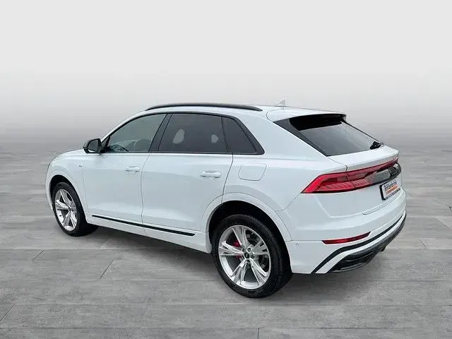 Gebraucht Audi Q8 S-Line 462 PS (339 kW) 2023 Weiß SUV