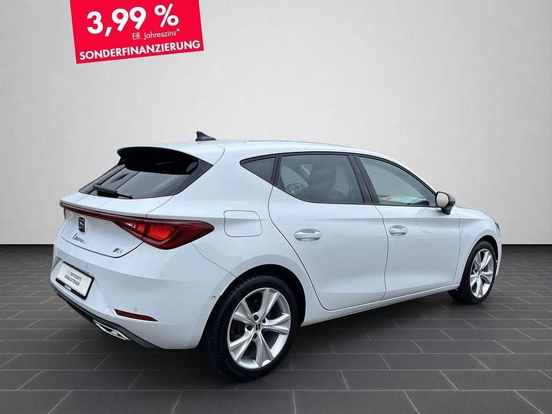 Gebraucht Seat Leon FR 150 PS (110 kW) 2025 Glacial weiß metallic (metallic) Limousine