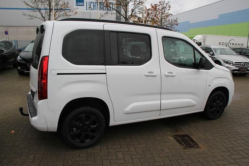 Gebraucht Opel Combo Life Ultimate 131 PS (96 kW) 2023 Weiß SUV