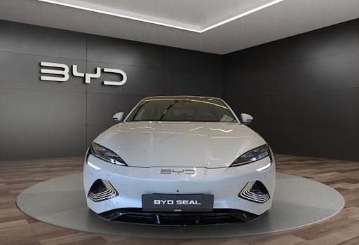 Neu BYD Seal Design 230 kW (313 PS) 2025 Grün Limousine