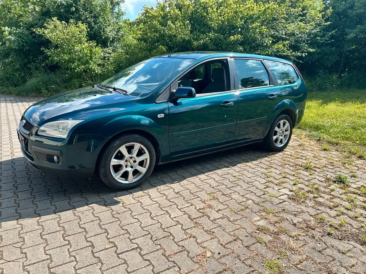 Gebraucht Ford Focus 101 PS (74 kW) 2007 Grün Kombi