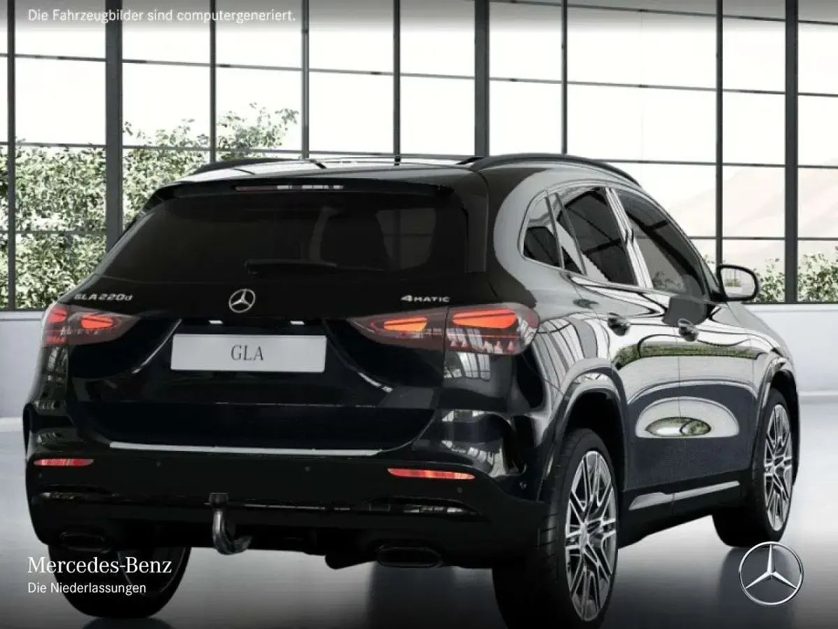 Gebraucht Mercedes GLA220 AMG 190 PS (139 kW) 2026 Schwarz SUV