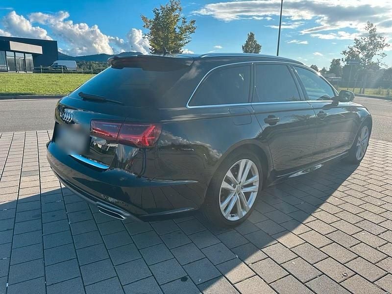 Gebraucht Audi A6 Ambiente 218 PS (160 kW) 2017 Schwarz Kombi