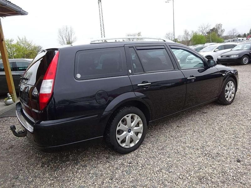 Gebraucht Ford Mondeo Ghia 131 PS (96 kW) 2006 Schwarz Kombi
