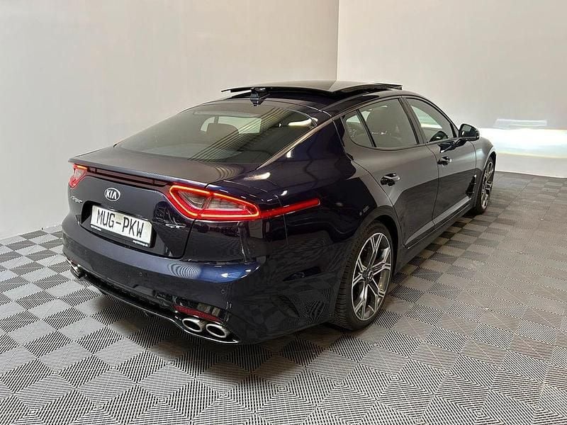 Gebraucht Kia Stinger GT 370 PS (272 kW) 2018 Blau Kleinwagen