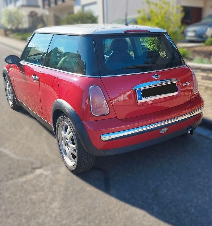 Second-hand Mini Cooper 116 CP (85 kW) 2004 Roșu Hatchback