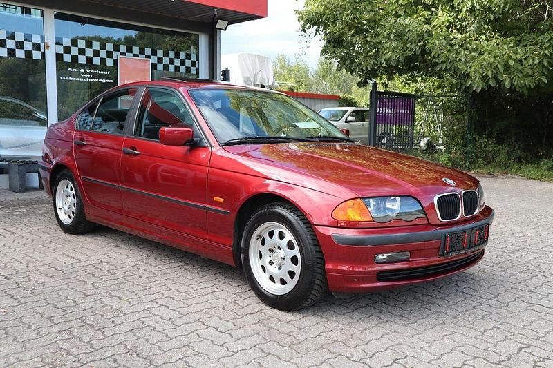 Rot Gebraucht 2000 BMW 316 Limousine | 1.999 € (Guter Preis) - Bild 1/4