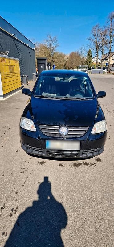 Gebraucht VW Fox Basis 75 PS (55 kW) 2005 Schwarz Kleinwagen