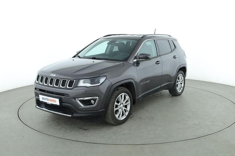 Grau Gebraucht 2021 Jeep Compass Limited SUV | 20.420 € (Fairer Preis) - Bild 1/3