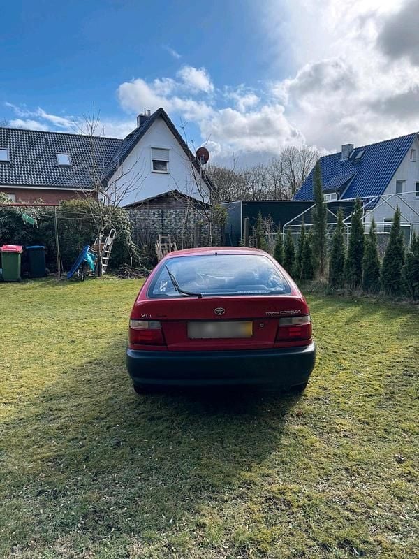Gebraucht Toyota Corolla 88 PS (64 kW) 1993 Rot Coupé