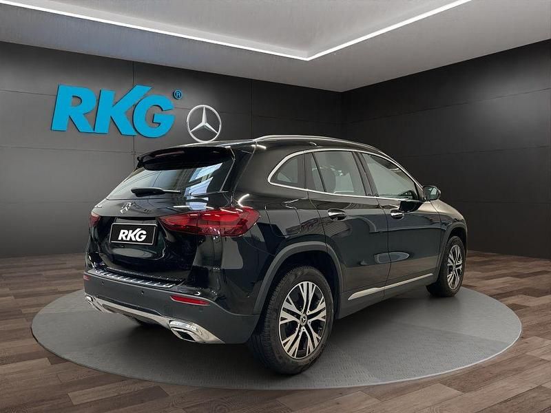 Gebraucht Mercedes GLA250 Progressive 218 PS (160 kW) 2025 Schwarz SUV