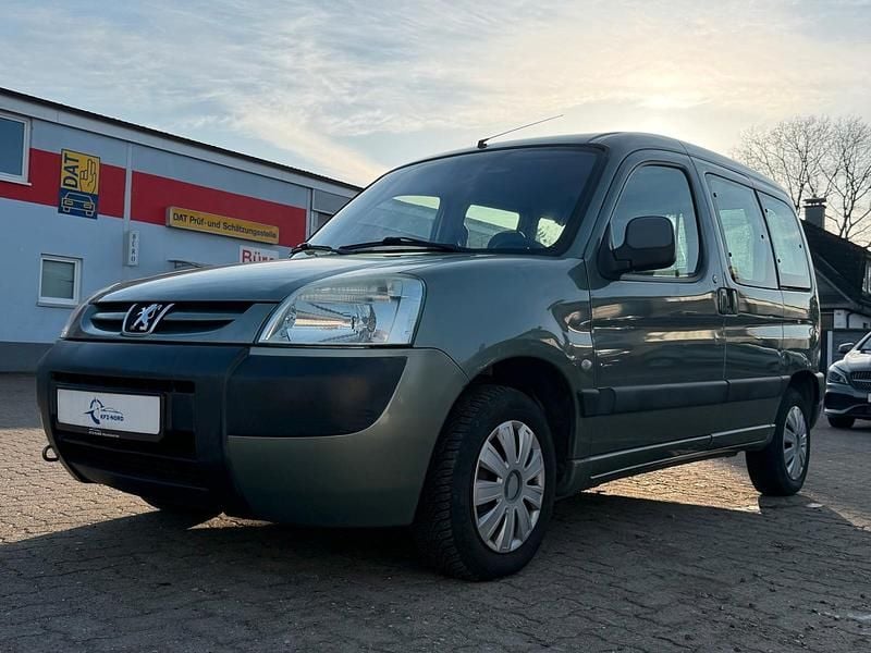 Gebraucht Peugeot Partner Premium 75 PS (55 kW) 2003 Grün Van / Kleinbus