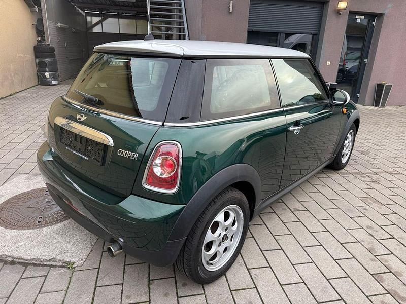 Usata Mini Cooper 122 CV (89 kW) 2013 Verde Utilitaria