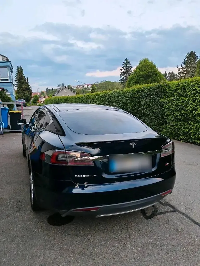 Gebraucht Tesla Model S 309 kW (421 PS) 2013 Blau Kleinwagen