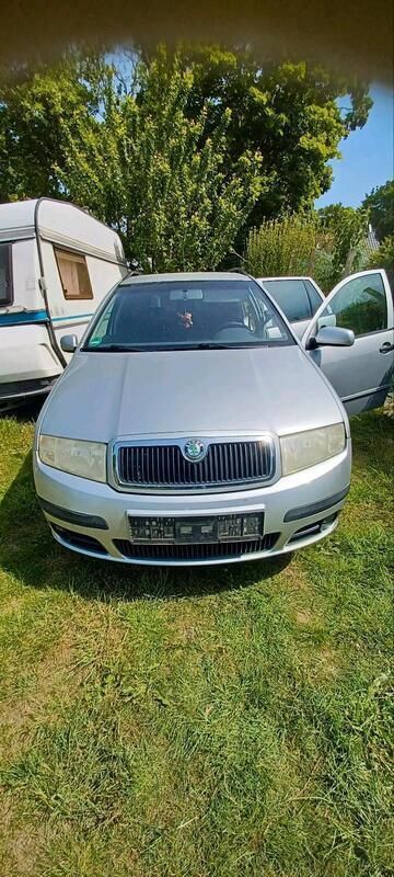 Silber Gebraucht 2004 Skoda Fabia Kombi | 1.400 € (Fairer Preis) - Bild 1/4