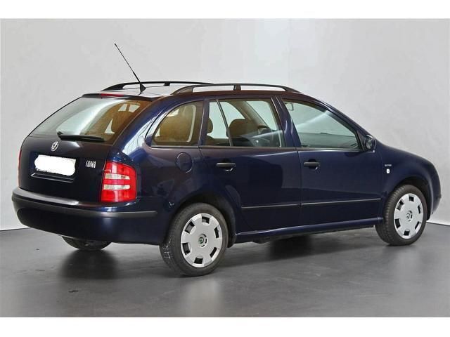 Blau metallic Gebraucht 2009 Skoda Fabia Cool Edition Kleinwagen | 8.000 € - Bild 1/1