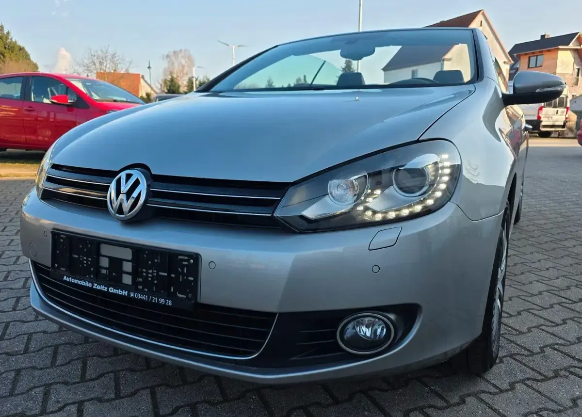 Occasion VW Golf Cabriolet 105 ch (77 kW) 2014 Argent Cabriolet