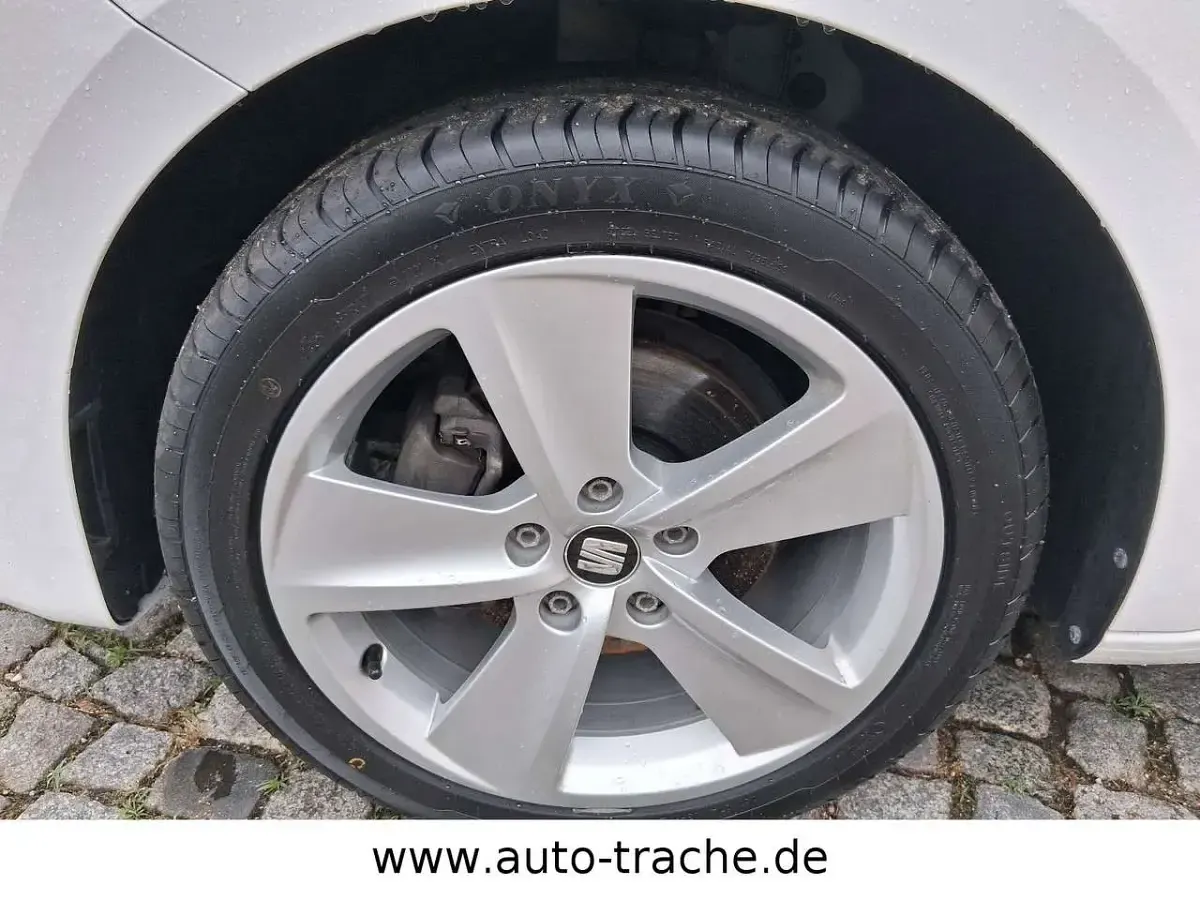 Gebraucht Seat Leon Style 110 PS (80 kW) 2022 White candy Kombi