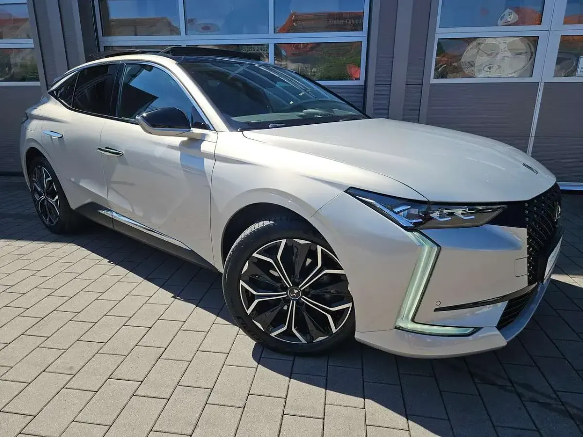 Gebraucht DS Automobiles DS4 131 PS (96 kW) 2024 Kristallgrau SUV