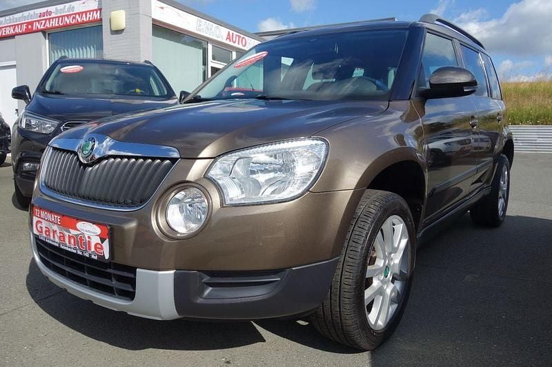 Braun Gebraucht 2013 Skoda Yeti Plus Edition SUV | 7.990 € (Fairer Preis) - Bild 1/4
